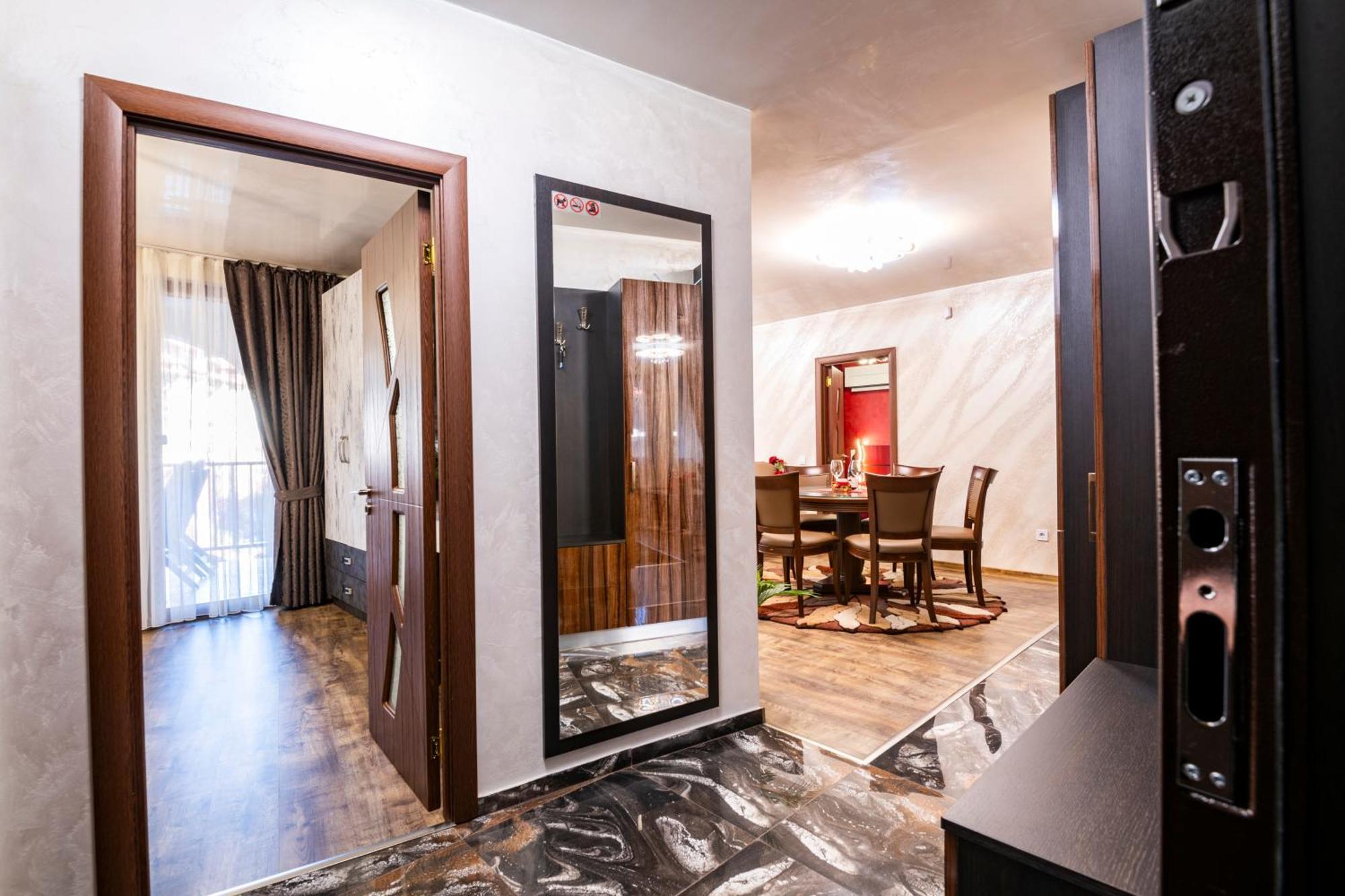 Luxe Apartment Grand Monastery In פמפורובו מראה חיצוני תמונה